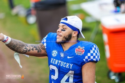 CFB2021TaxSlayerGatorBowlUKvsNCState1-2-21MDSVA-123