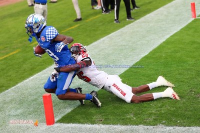 CFB2021TaxSlayerGatorBowlUKvsNCState1-2-21MDSVA-137