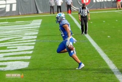 CFB2021TaxSlayerGatorBowlUKvsNCState1-2-21MDSVA-164