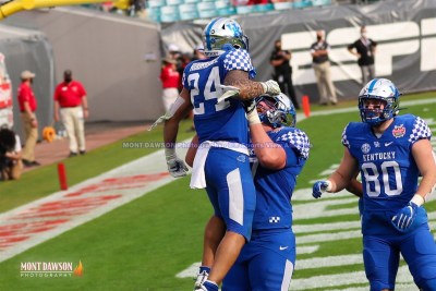 CFB2021TaxSlayerGatorBowlUKvsNCState1-2-21MDSVA-171