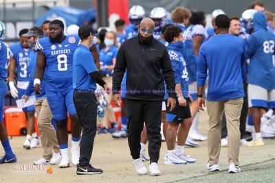 CFB2021TaxSlayerGatorBowlUKvsNCState1-2-21MDSVA-14