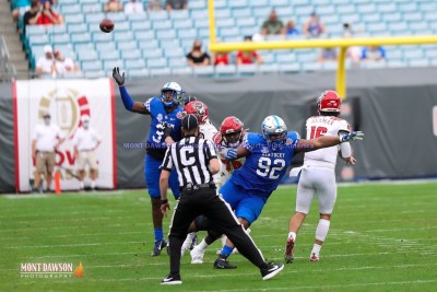 CFB2021TaxSlayerGatorBowlUKvsNCState1-2-21MDSVA-25