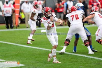 CFB2021TaxSlayerGatorBowlUKvsNCState1-2-21MDSVA-51