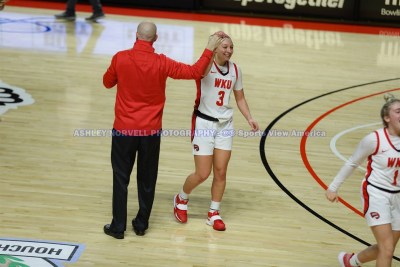 CBBHoopsWKUvsCharlotte1-29-21ANSVA-95