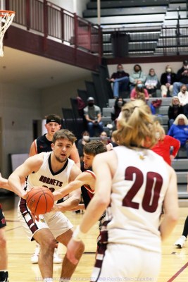 HSBBMagoffin62vsPrestonsburg60JASVA2-1-21-59