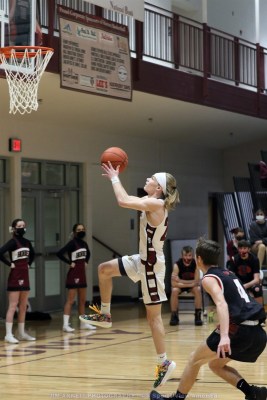 HSBBMagoffin62vsPrestonsburg60JASVA2-1-21-66