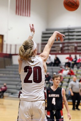 HSBBMagoffin62vsPrestonsburg60JASVA2-1-21-77