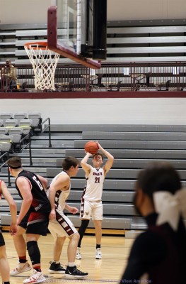 HSBBMagoffin62vsPrestonsburg60JASVA2-1-21-82