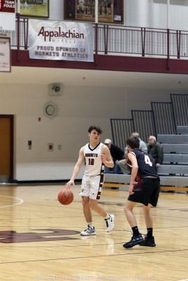 HSBBMagoffin62vsPrestonsburg60JASVA2-1-21-84