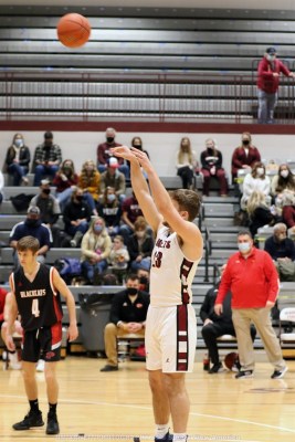 HSBBMagoffin62vsPrestonsburg60JASVA2-1-21-55