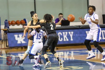 CBBHoopsKentuckyvsVandy1-17-21TRWSVA-40