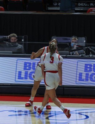 CBBHoopsWKUvsCharlotte1-29-21ANSVA-25