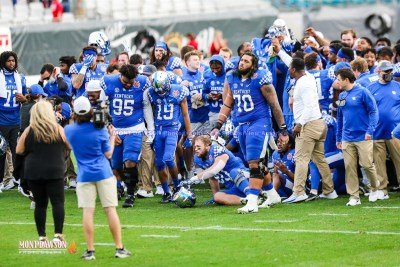 CFB2021TaxSlayerGatorBowlUKvsNCState1-2-21MDSVA-121