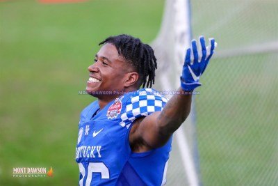 CFB2021TaxSlayerGatorBowlUKvsNCState1-2-21MDSVA-125