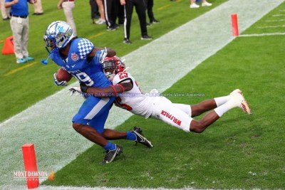 CFB2021TaxSlayerGatorBowlUKvsNCState1-2-21MDSVA-136