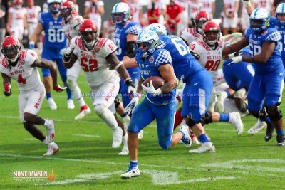 CFB2021TaxSlayerGatorBowlUKvsNCState1-2-21MDSVA-153