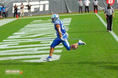 CFB2021TaxSlayerGatorBowlUKvsNCState1-2-21MDSVA-166