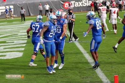 CFB2021TaxSlayerGatorBowlUKvsNCState1-2-21MDSVA-175