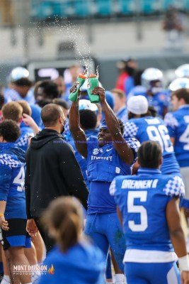 CFB2021TaxSlayerGatorBowlUKvsNCState1-2-21MDSVA-109