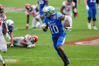 CFB2021TaxSlayerGatorBowlUKvsNCState1-2-21MDSVA-67