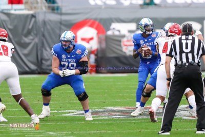 CFB2021TaxSlayerGatorBowlUKvsNCState1-2-21MDSVA-46