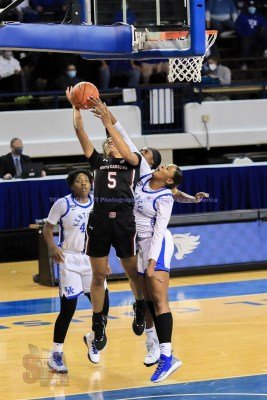 CWBBKentuckyvsSouthCarolina1-10-21TRWSVA-33