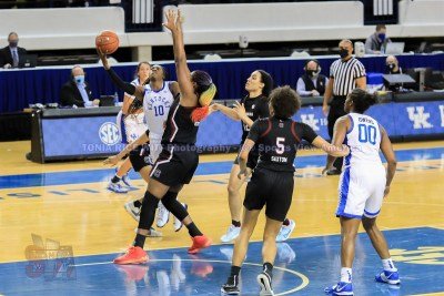 CWBBKentuckyvsSouthCarolina1-10-21TRWSVA-38