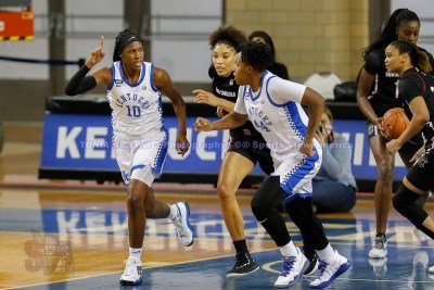 CWBBKentuckyvsSouthCarolina1-10-21TRWSVA-8