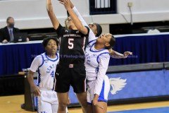 CWBBKentuckyvsSouthCarolina1-10-21TRWSVA-33