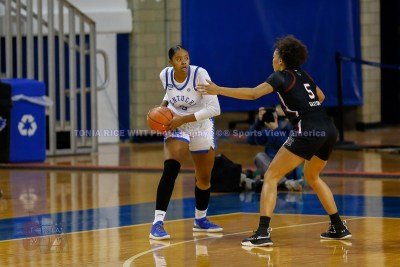 CWBBKentuckyvsSouthCarolina1-10-21TRWSVA-1