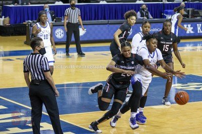CWBBKentuckyvsSouthCarolina1-10-21TRWSVA-50