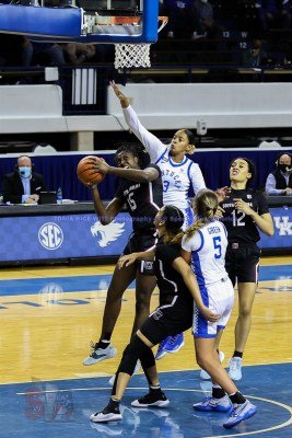 CWBBKentuckyvsSouthCarolina1-10-21TRWSVA-53