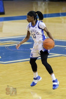 CWBBKentuckyvsSouthCarolina1-10-21TRWSVA-65