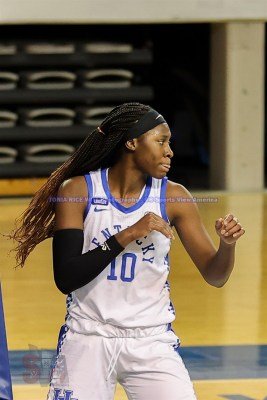 CWBBKentuckyvsSouthCarolina1-10-21TRWSVA-68