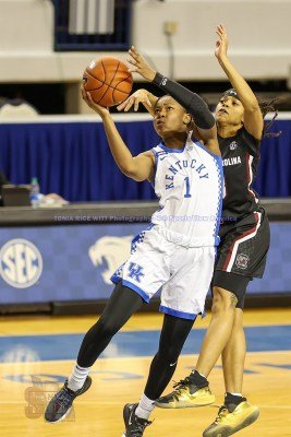 CWBBKentuckyvsSouthCarolina1-10-21TRWSVA-77