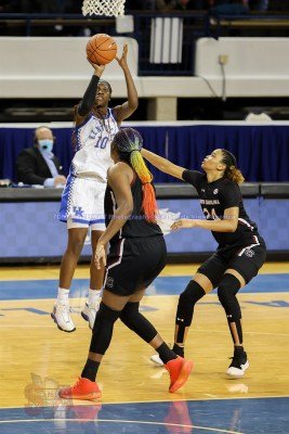 CWBBKentuckyvsSouthCarolina1-10-21TRWSVA-89