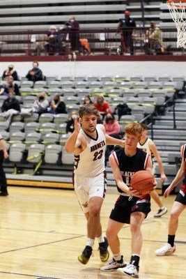HSBBMagoffin62vsPrestonsburg60JASVA2-1-21-70