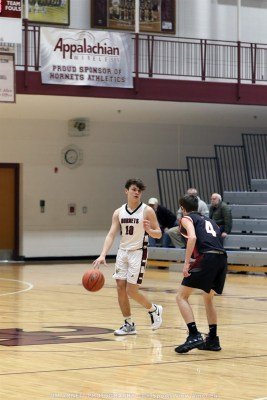 HSBBMagoffin62vsPrestonsburg60JASVA2-1-21-84