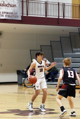 HSBBMagoffin62vsPrestonsburg60JASVA2-1-21-98