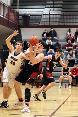 HSBBMagoffin62vsPrestonsburg60JASVA2-1-21-31