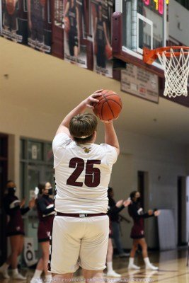 HSBBMagoffin62vsPrestonsburg60JASVA2-1-21-40