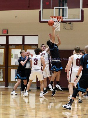 HSBBMagoffinCovsFloydCentral1-12-21JASVA-34