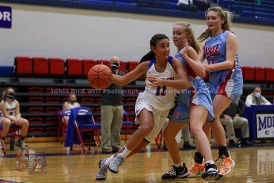 HSGBMontgomeryCoLadyIndiansvsWestJessamineJV-62