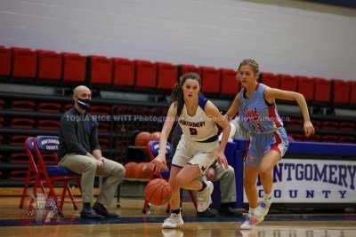 HSGBMontgomeryCoLadyIndiansvsWestJessamineJV-68