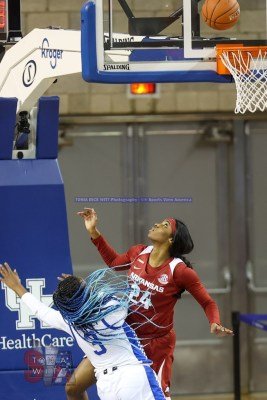 WBBUKHoopsvsArkansas12-31-20TRWSVA-48